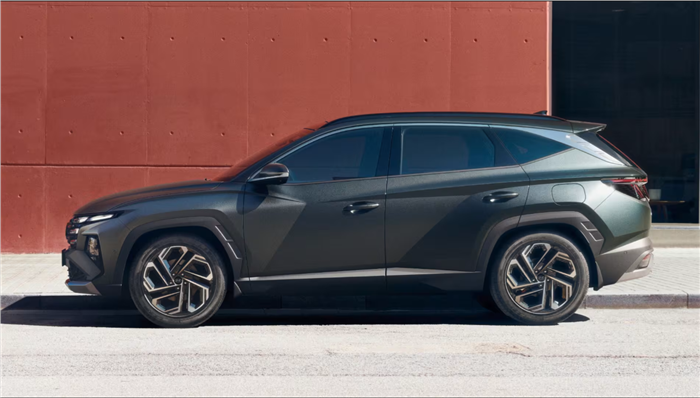 Hyundai Tucson facelift side profile